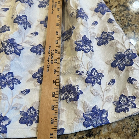 Lulu's White Floral Jacquard Pleated Skater Dress xSmall - Picture 8 of 8